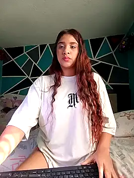 Snapshot of Susan-Rumie chatting on 01/23/25, 09:29 Susan-Rumie online show from 01/23/25, 09:29