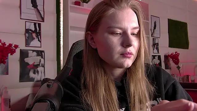 ValerieViolette online show from 03/01/25, 09:18