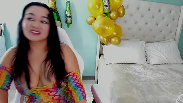 sharon leone26 online show from 09/24/25, 04:27