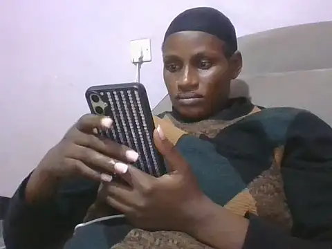 hairy pussy4 online show from 10/30/25, 09:04