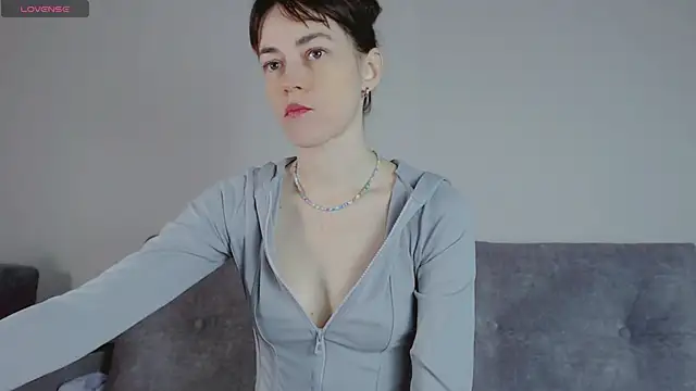 Amina Barbarian online show from 01/09/25, 11:36