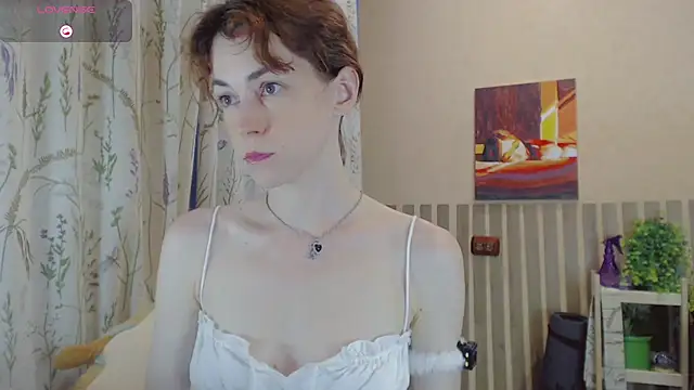 Snapshot of Amina_Barbarian chatting on 07/26/26, 02:02 Amina Barbarian online show from 07/26/26, 02:02