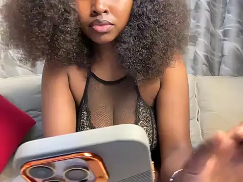 Chocolate queen2 online show from 03/18/26, 04:37