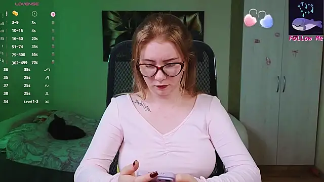 D0nna  online show from 09/13/25, 09:25