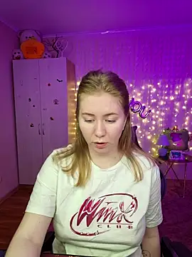 D0nna  online show from 04/01/26, 09:45