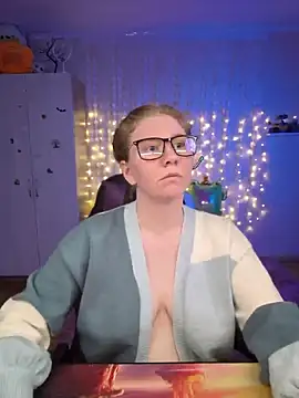 D0nna  online show from 04/15/26, 11:27