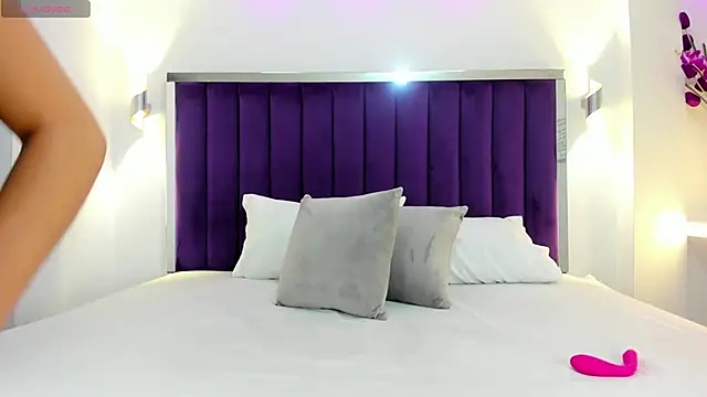 LindsyCater online show from 01/09/25, 11:58