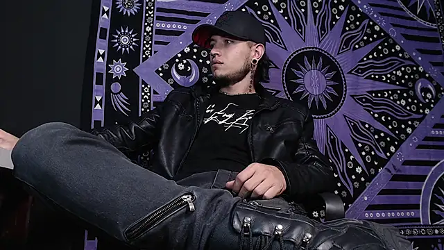 Dicaprioo  online show from 01/28/25, 09:29