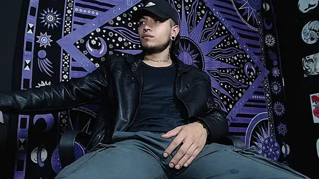 Dicaprioo  online show from 01/29/25, 03:15