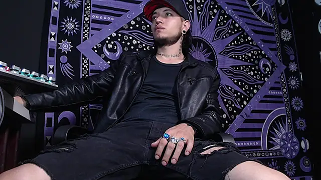 Dicaprioo  online show from 01/31/25, 05:53