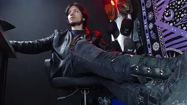 Dicaprioo  online show from 03/13/25, 08:22