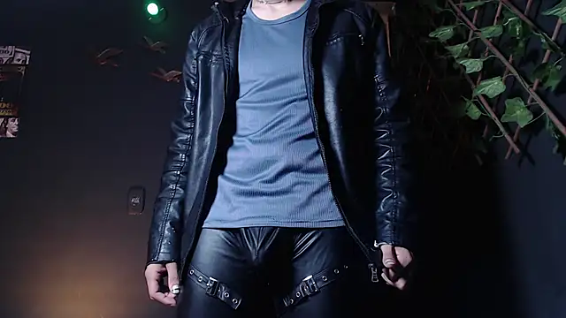 Dicaprioo  online show from 10/18/25, 10:43