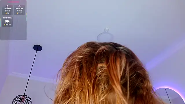 Charlotte Jones   online show from 12/20/25, 11:39