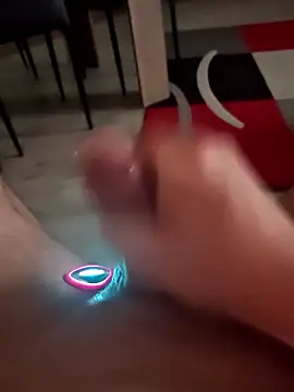 Szeltolo001 online show from 02/09/26, 03:43