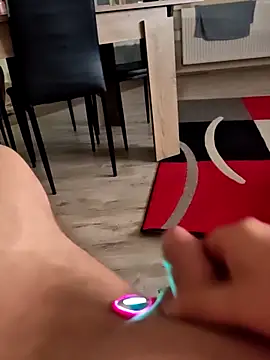 Szeltolo001 online show from 02/15/26, 05:26