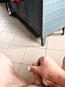 Szeltolo001 online show from 03/23/26, 12:53