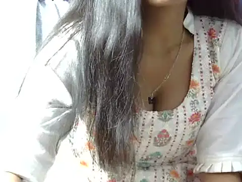 momo lov online show from 01/20/25, 08:52