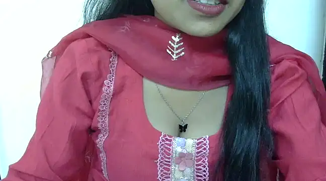 momo lov online show from 03/10/25, 05:33