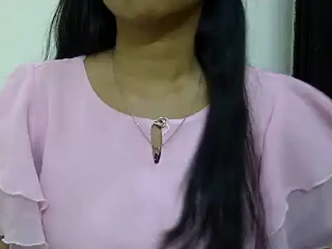 momo lov online show from 03/11/25, 05:27