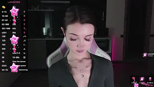 Snapshot of sweetiebones chatting on 03/22/25, 12:35 sweetiebones online show from 03/22/25, 12:35