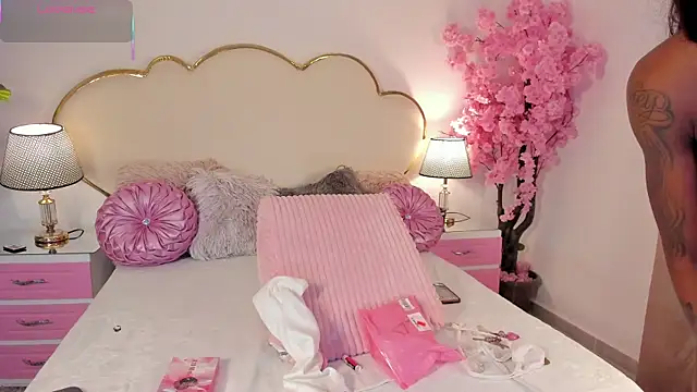 CahitlinBell online show from 02/11/26, 06:51