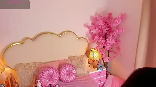 CahitlinBell online show from 05/14/26, 06:09