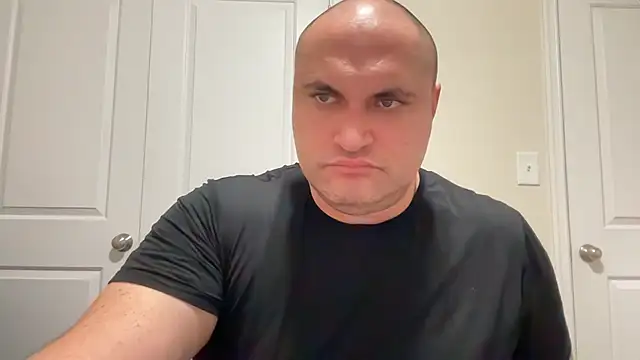 SluggishChase99 online show from 02/05/25, 10:12