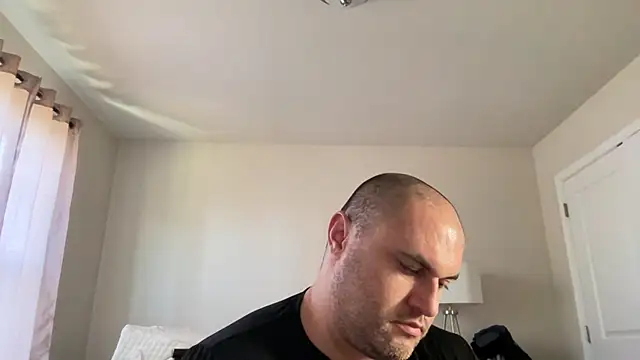 SluggishChase99 online show from 03/18/25, 09:32