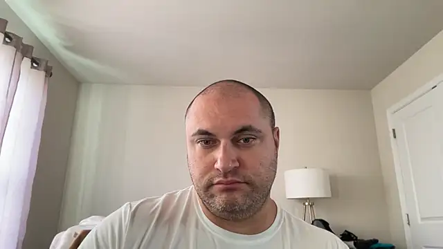 SluggishChase99 online show from 11/19/25, 06:41