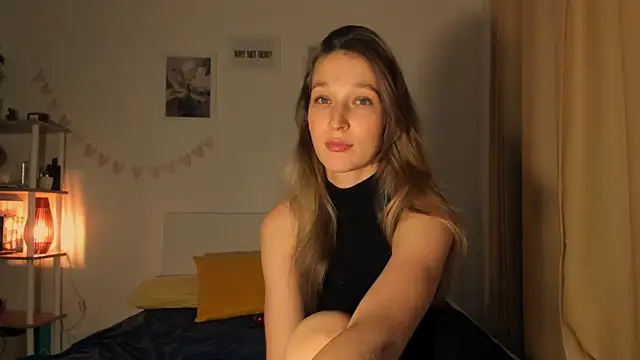  Lora Palmer online show from 01/03/25, 09:15