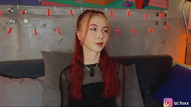 Snapshot of izi-fox chatting on 11/27/25, 04:20 izi-fox online show from 11/27/25, 04:20