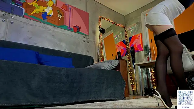 izi-fox online show from 03/12/26, 05:08