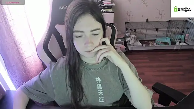 Crazy forest fairy online show from 02/14/25, 11:53