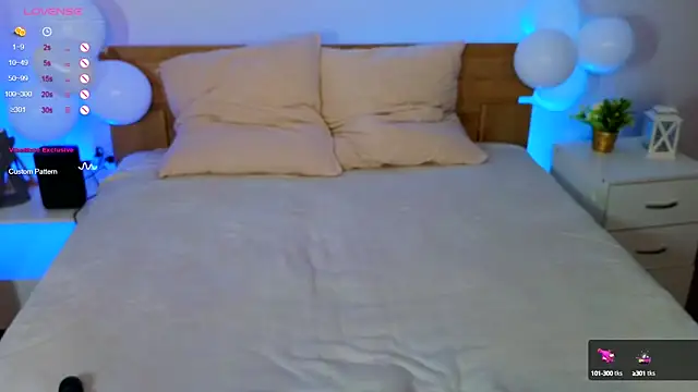 Hayle Hill online show from 02/25/25, 02:14