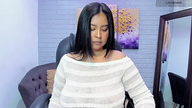  alaiasmile  online show from 09/18/25, 04:20