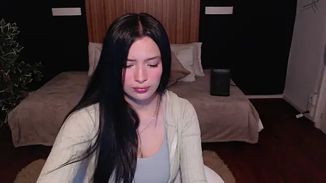 Snapshot of dafne_bss chatting on 03/04/25, 05:21 dafne bss online show from 03/04/25, 05:21