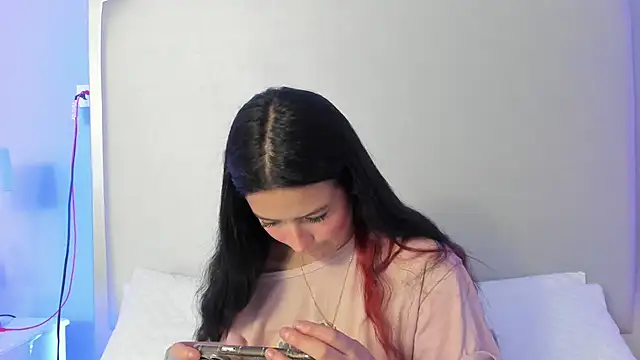 dafne bss online show from 09/17/25, 05:42