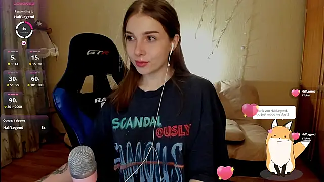 Snapshot of Kami_kam chatting on 02/13/25, 03:18 Kami kam online show from 02/13/25, 03:18