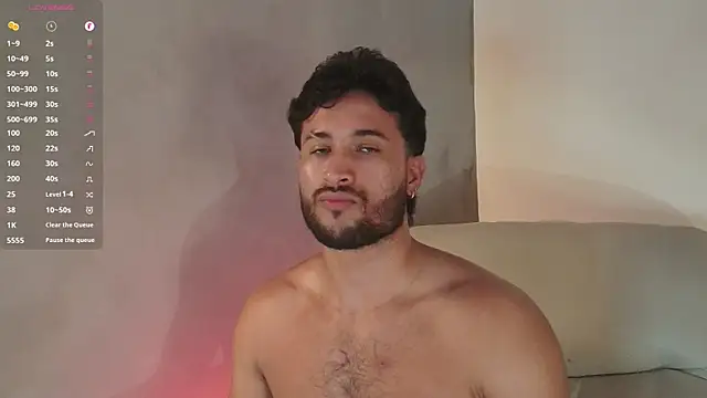 Snapshot of Valentinoford chatting on 03/12/25, 05:24 Valentinoford online show from 03/12/25, 05:24