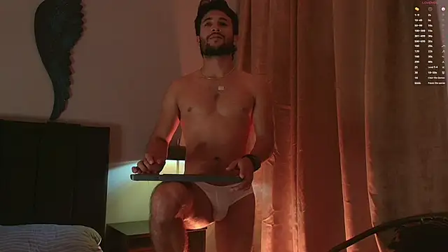 Snapshot of Valentinoford chatting on 11/25/25, 08:53 Valentinoford online show from 11/25/25, 08:53