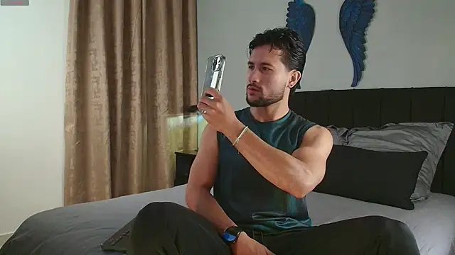 Valentinoford online show from 02/14/26, 12:18