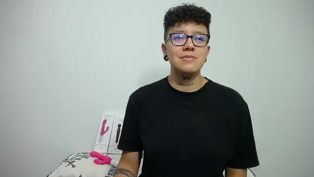 alex noa online show from 02/12/25, 07:35