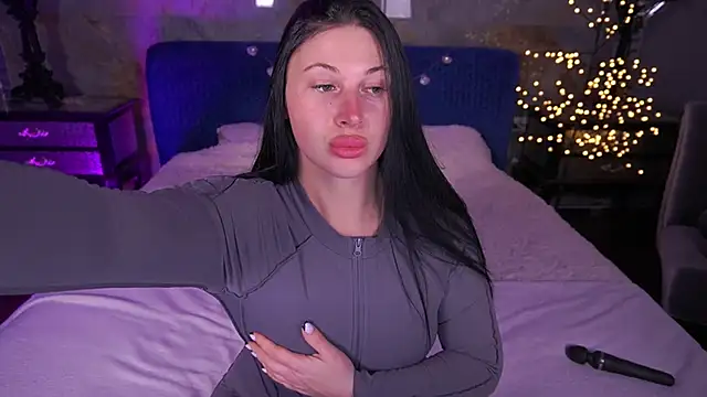 ArianaDarkk online show from 04/29/26, 08:15