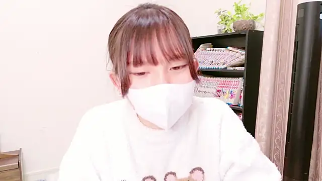 senachinnn online show from 02/10/25, 02:19