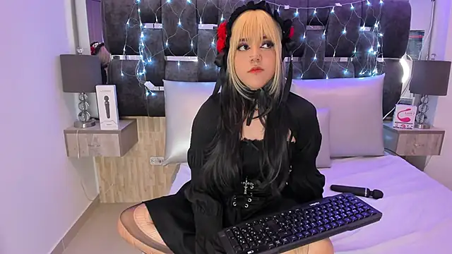 Charlotte Myers online show from 03/01/25, 06:00