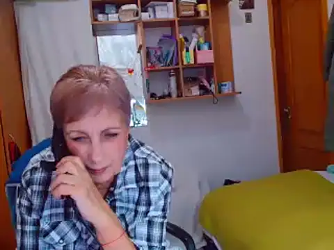 Victoria5643 online show from 12/10/24, 07:22