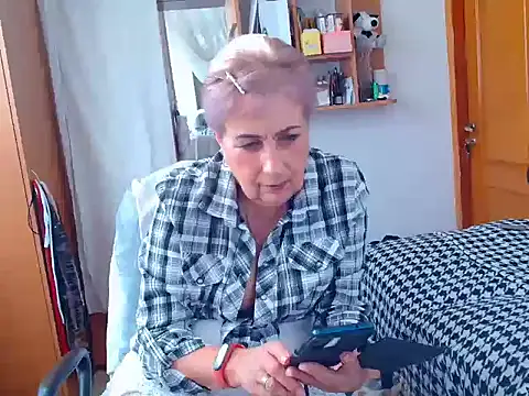 Victoria5643 online show from 02/09/25, 12:41