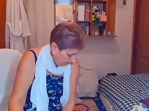 Victoria5643 online show from 02/21/25, 10:37