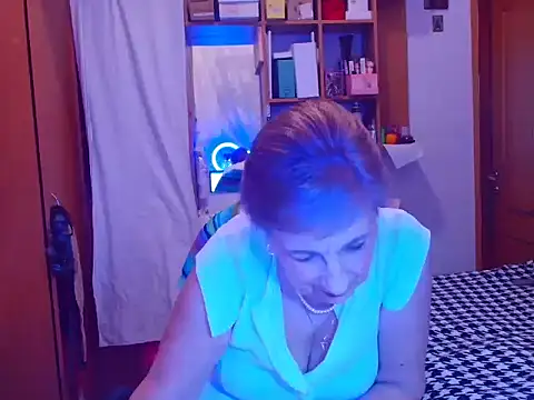 Victoria5643 online show from 03/17/25, 07:48