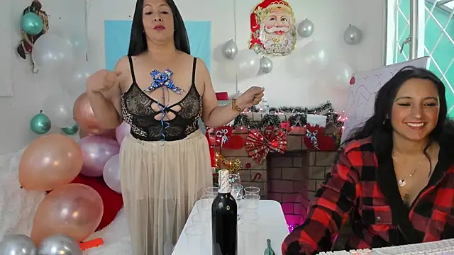 Snapshot of Catalina_JH chatting on 12/31/24, 12:25 Catalina JH online show from 12/31/24, 12:25